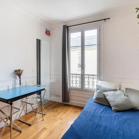 Stylish Studio For 2 Bastille *